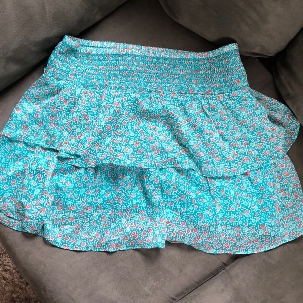 ✨BOGO FREE✨ Cute American Eagle ruffle mini skirt